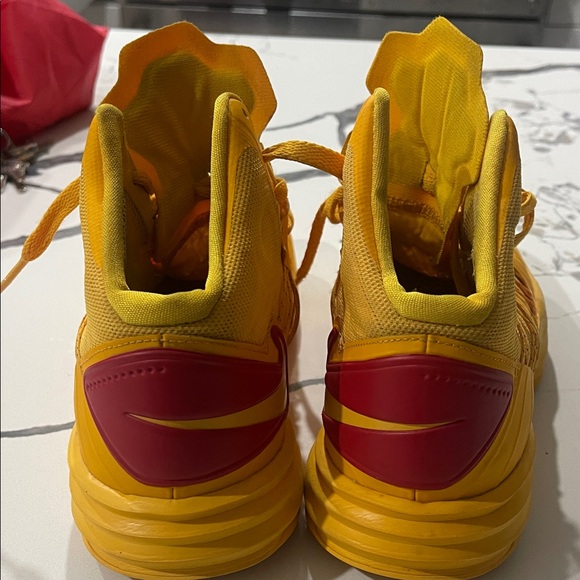 Rare Nike Hyperdunk Sneakers 2012 Sport Pack ‘China’ 524934-701 - Size 8 Mens - Picture 6 of 16